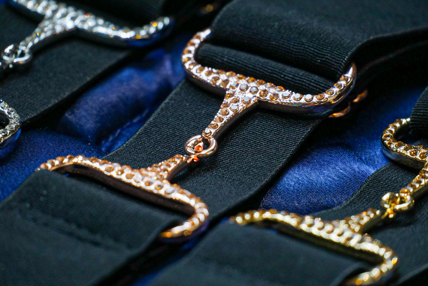 Nova Crystal Snaffle Belt